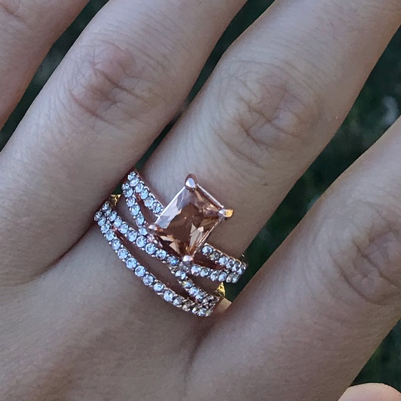 NET Rose gold champagne cz stone ring - Picture 2 of 5